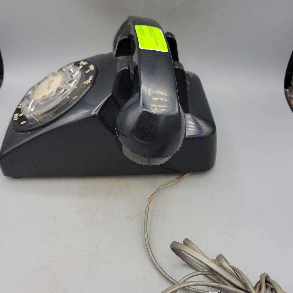 Black Rotary dial phone (LIND) P1820