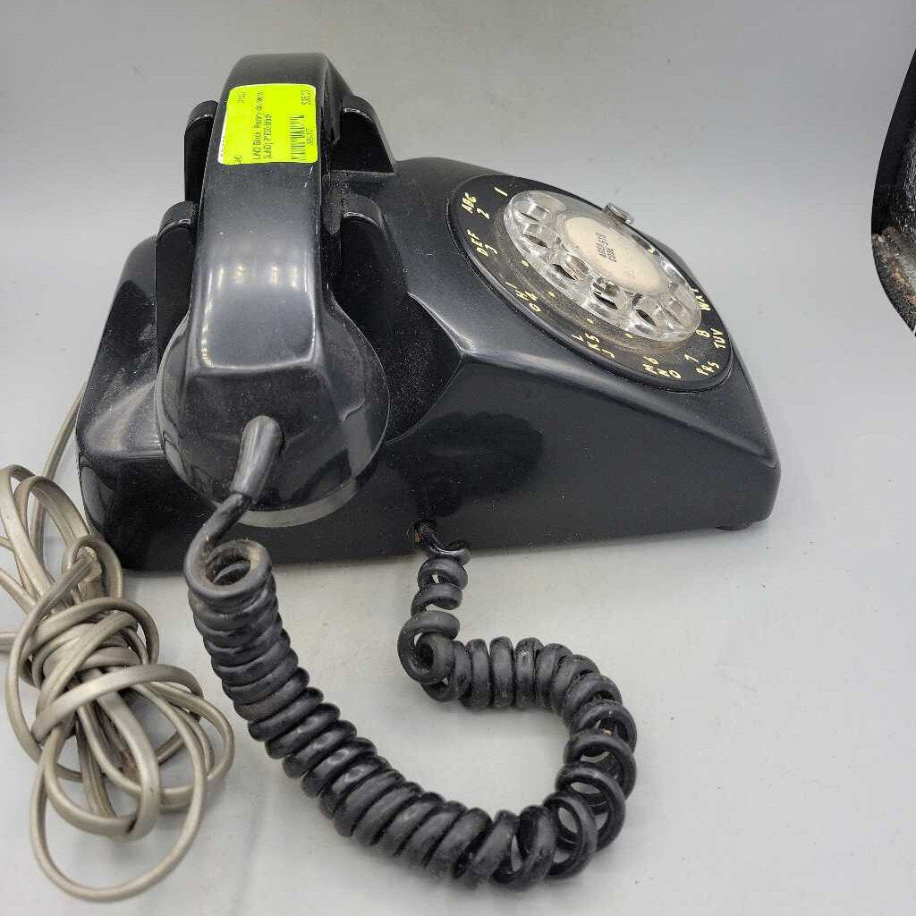 Black Rotary dial phone (LIND) P1820