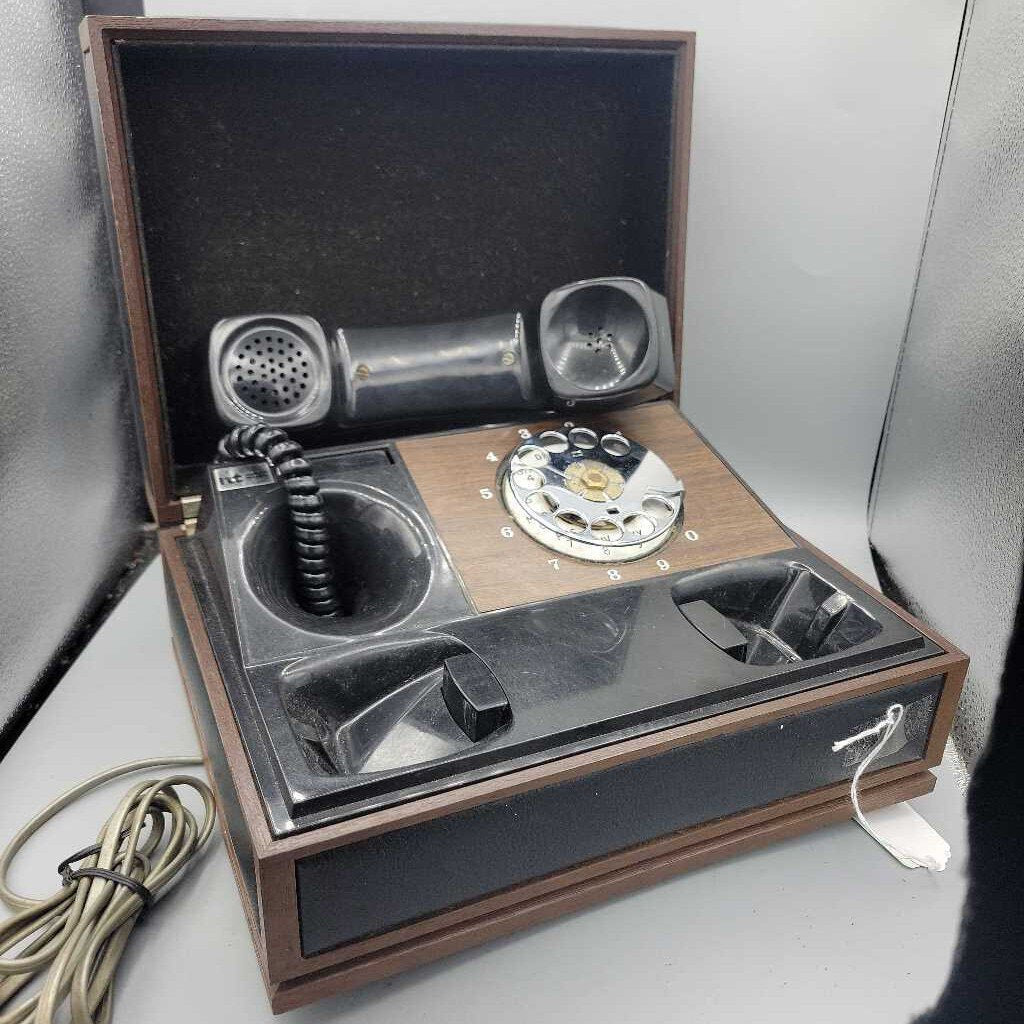 Vintage Rotary Phone in Case (BS)