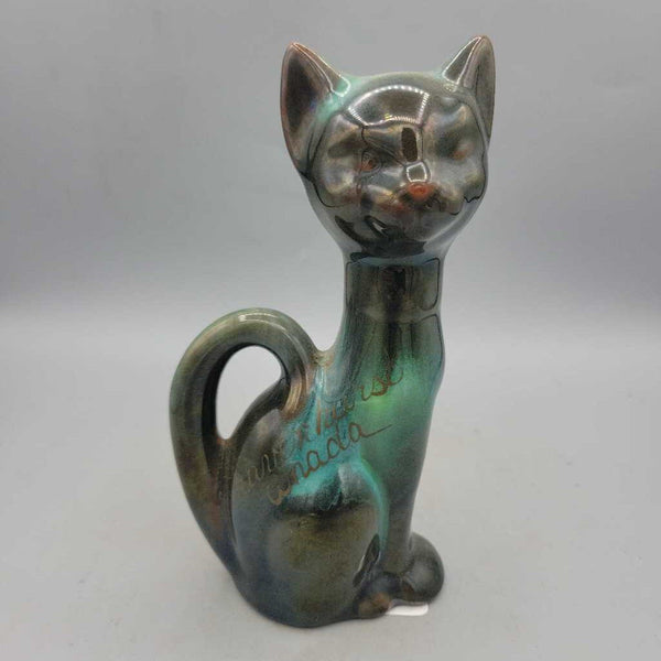 Blue Mountain Pottery Cat Gravenhurst (COL #1414)