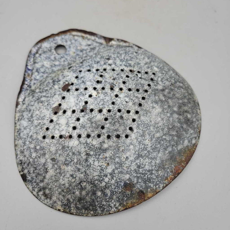 Graniteware strainer (US2)