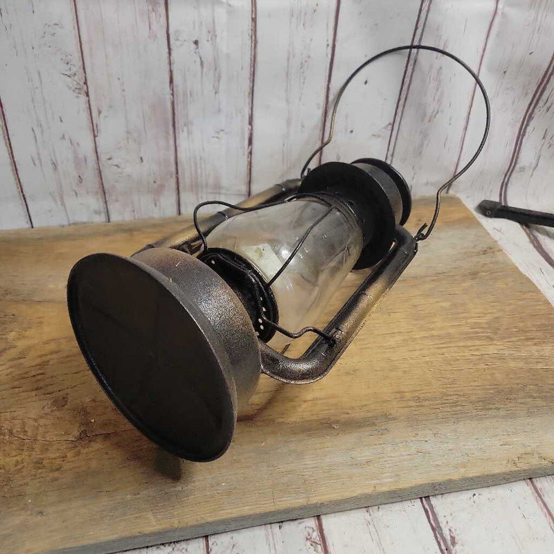 Antique Barn Lantern (JAS)