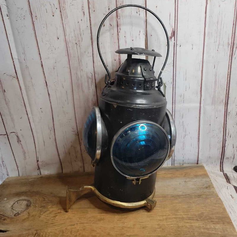 CPR Lantern Railway lantern