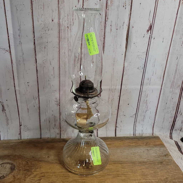 Antique Oil Lamp Lantern (JAS)