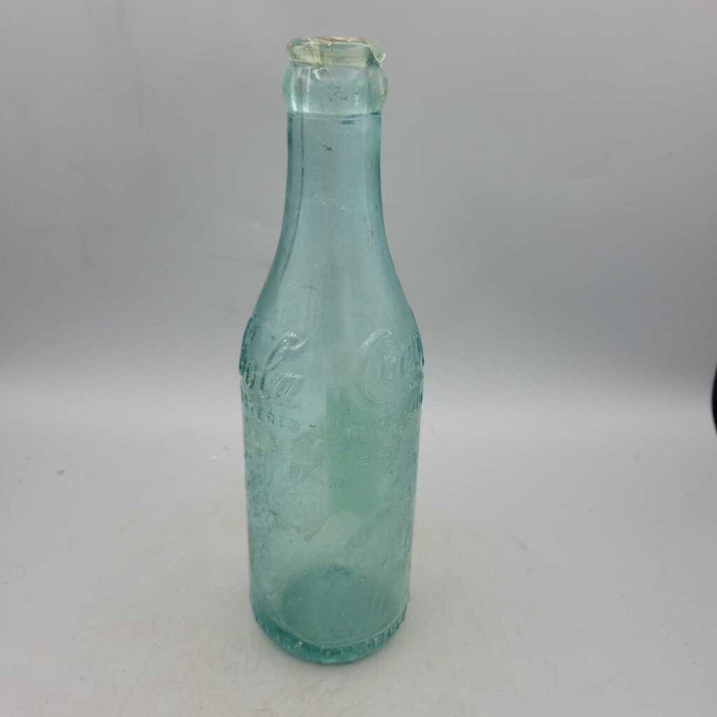 Vintage As IS Coca Cola Canada straight sided SODA POP BOTTLE