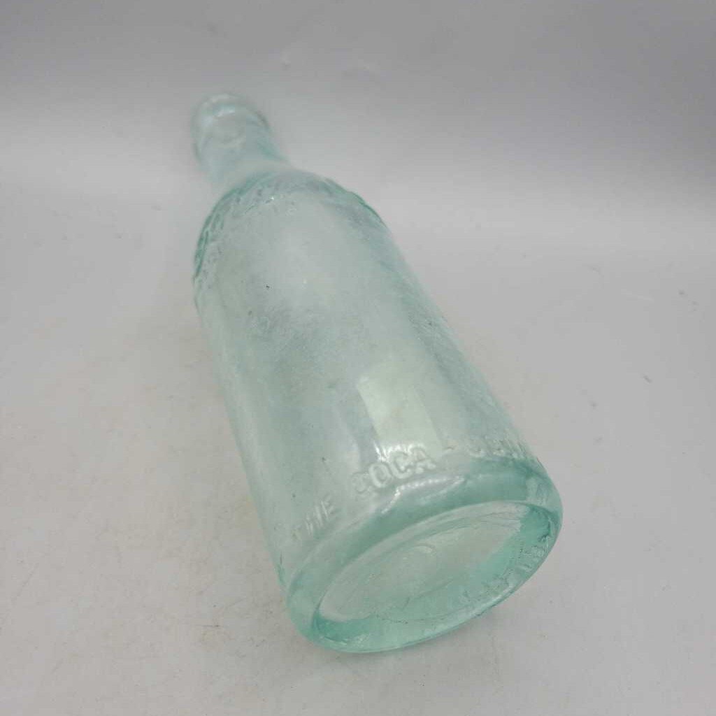 Coca Cola Coke Straight Sided Canadian Soda Pop bottle (JAS)