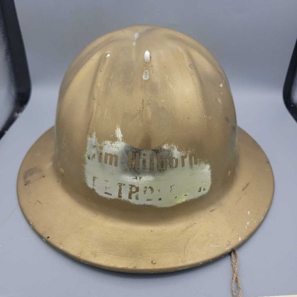 petroleum worker hard hat