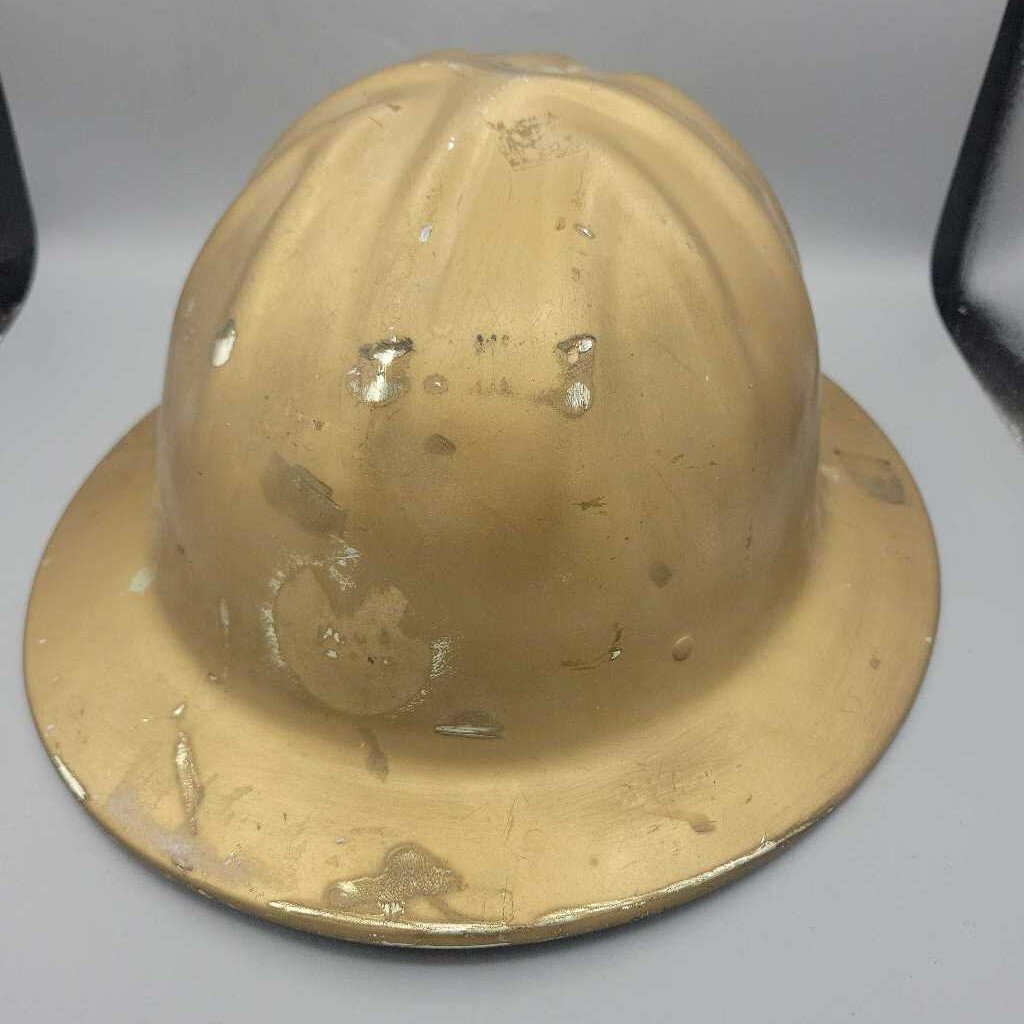 petroleum worker hard hat