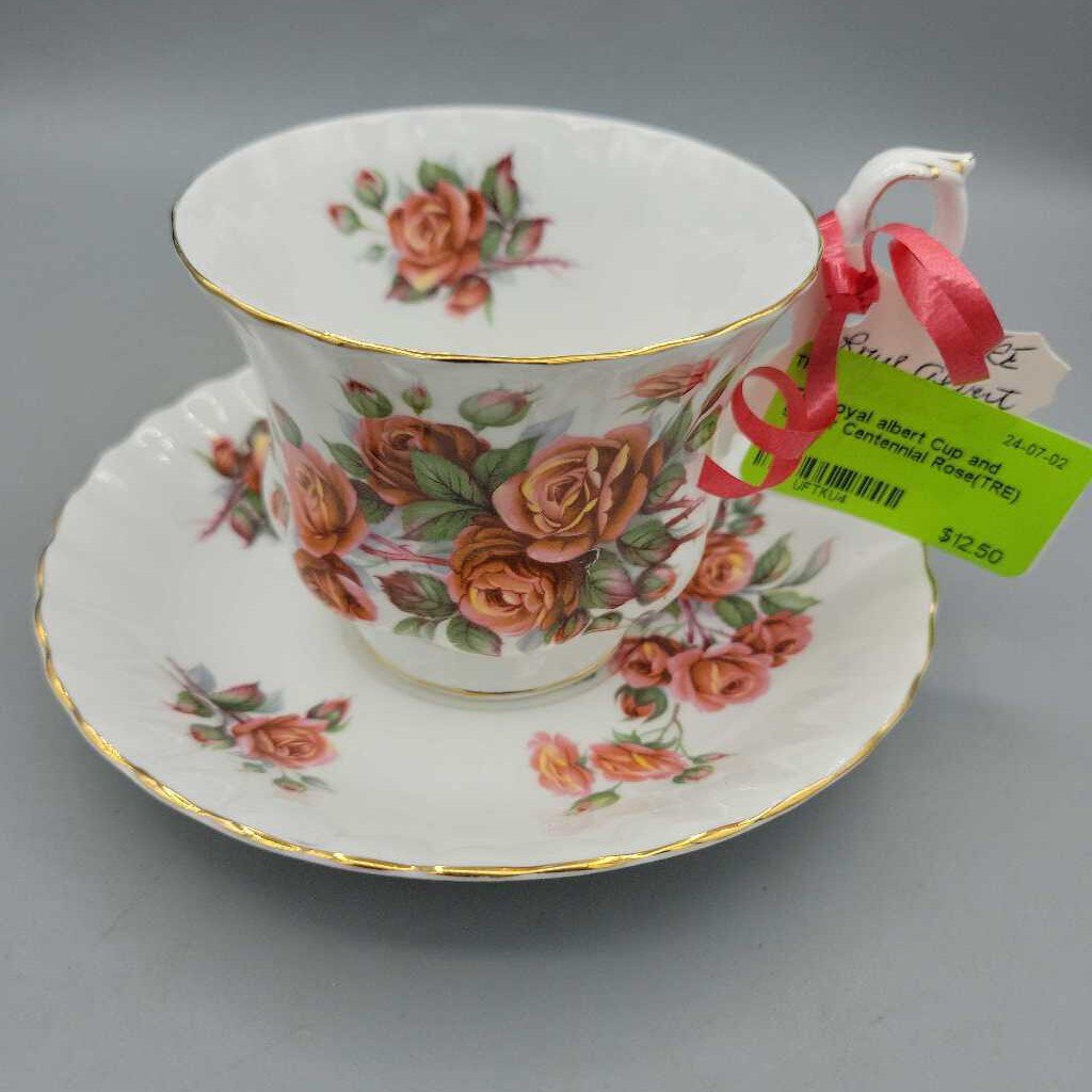 Royal albert Cup and saucer Centennial Rose(TRE)