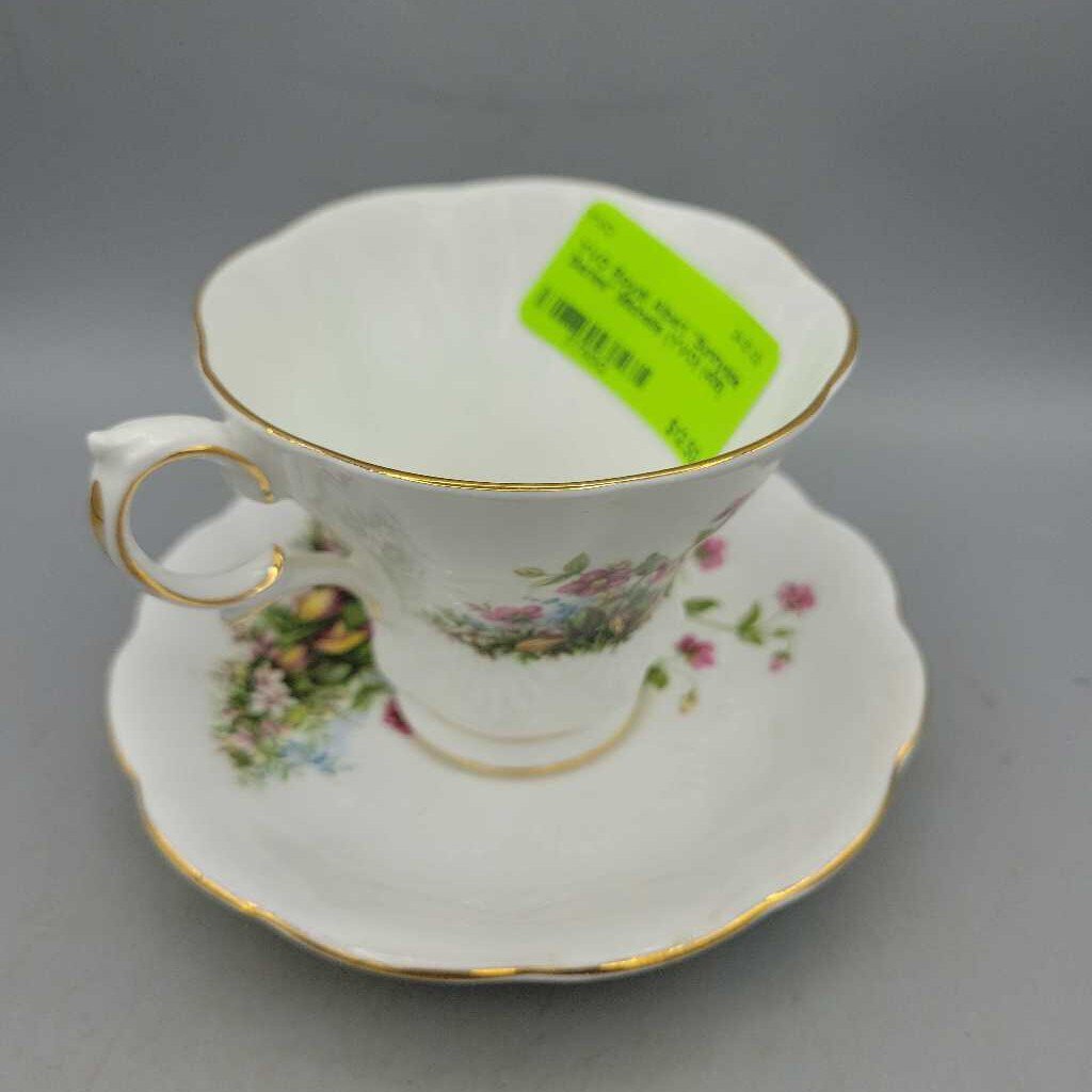 Royal Albert "Sunnyside Series" Michelle (YVO) (406)