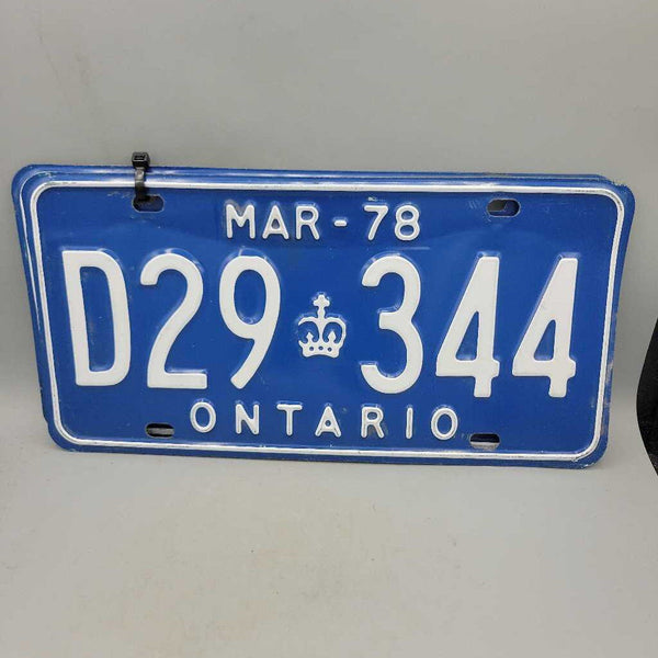 Pair of Mar 78 Ontario License Plates D29 344 (JAS) Pair of Mar 78 Ontario License Plates D29 344 (JAS)