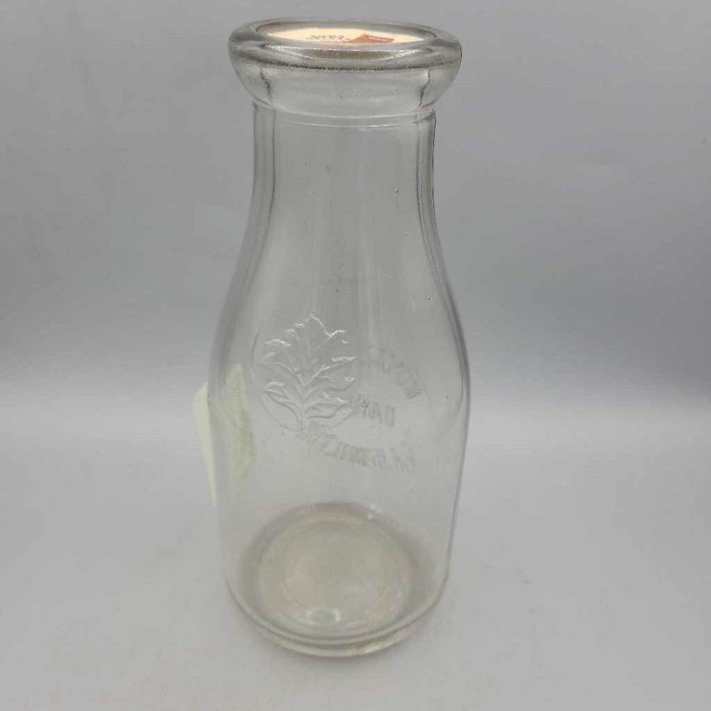 Royal Oak Dairy Milk bottle Pint Hamilton (JAS)