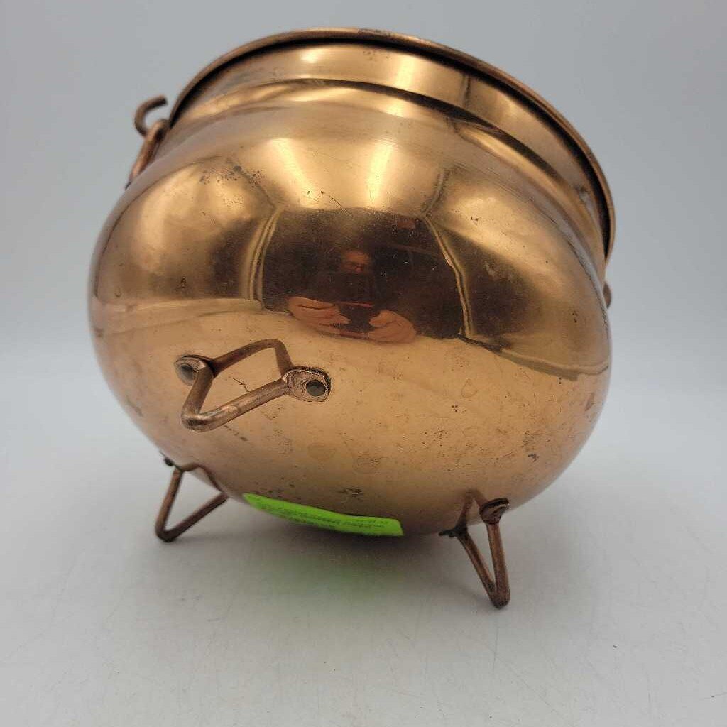 Footed Copper Cauldron w Handle (CM0394)