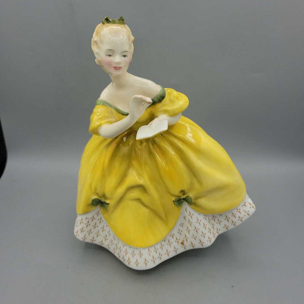 Royal Doulton "The Last Waltz" HN 2315 (YVO) 407