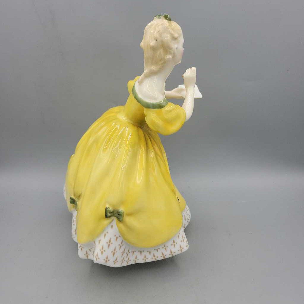 Royal Doulton "The Last Waltz" HN 2315 (YVO) 407