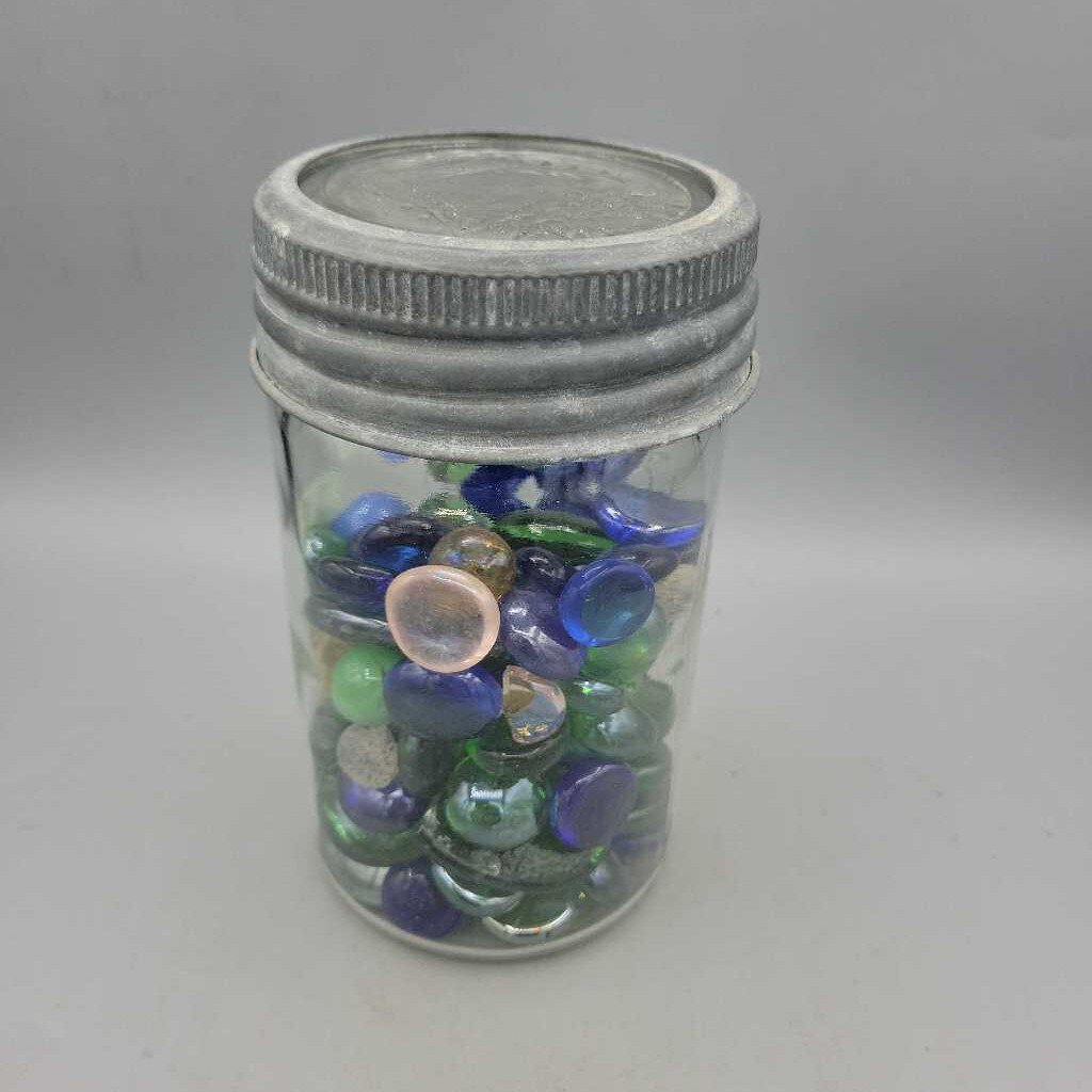 Crown pint Jar With glass beads (JAS)