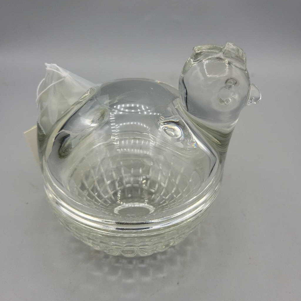 Glass vintage nested hen, rounded bottom (JL)