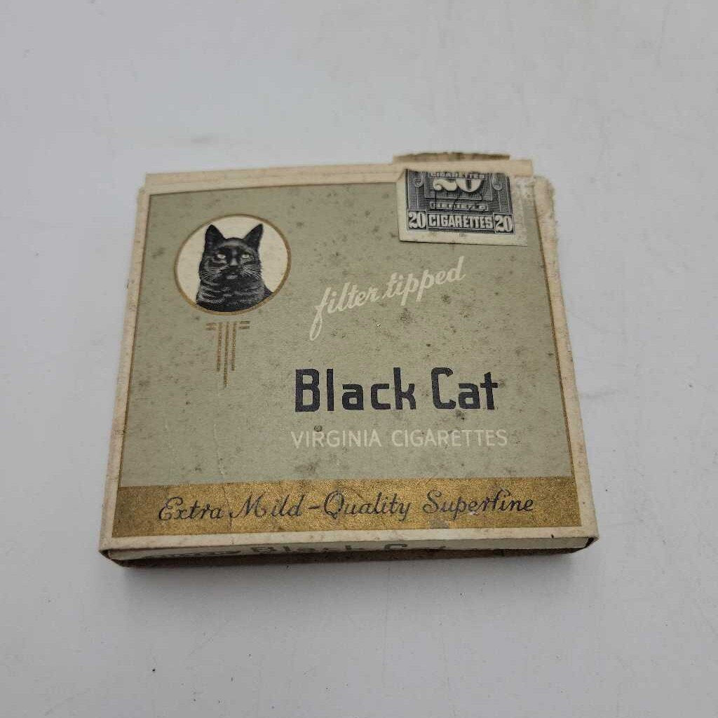 Black Cat Cigarette Package (DR)