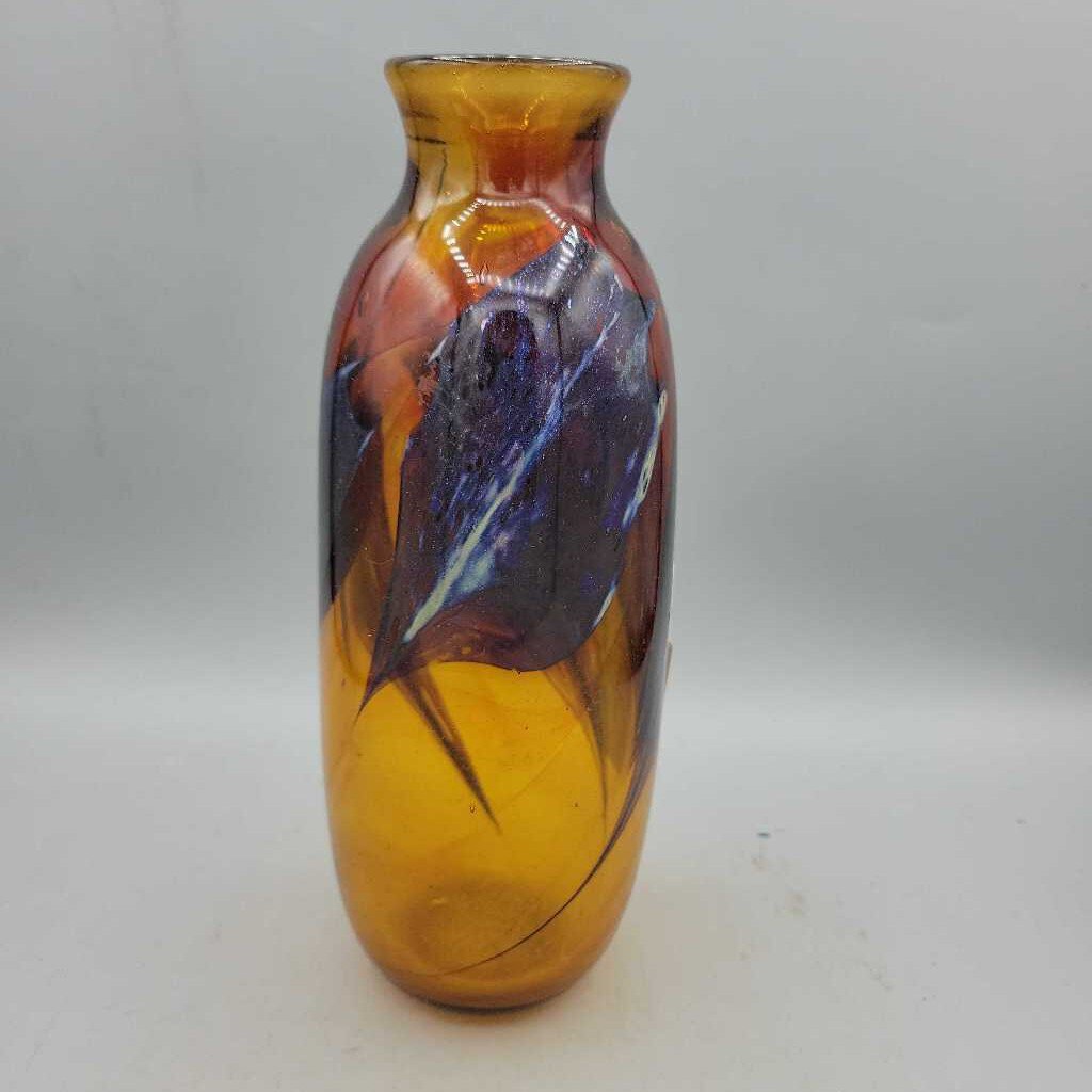 Amber art glass vase (DEB)