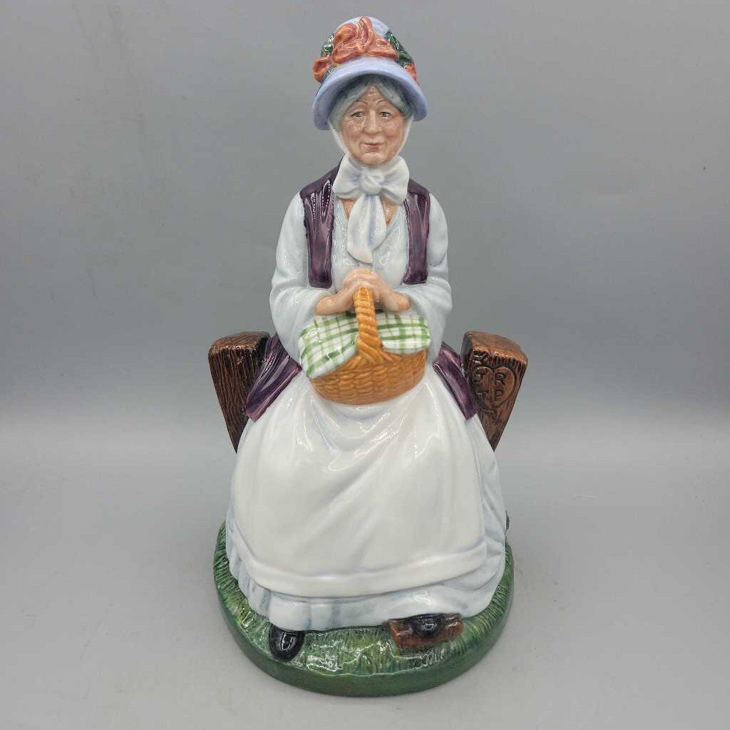 Royal Doulton "Rest A while "HN 2728 (YVO) (408)