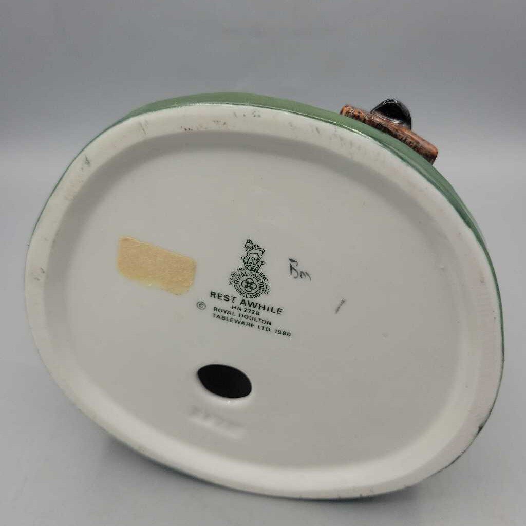 Royal Doulton "Rest A while "HN 2728 (YVO) (408)