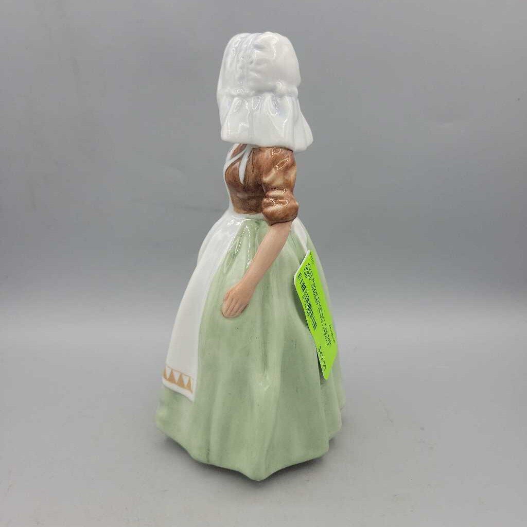 Royal Doulton "The Milk Maid" HN2057 (YVO) (408)