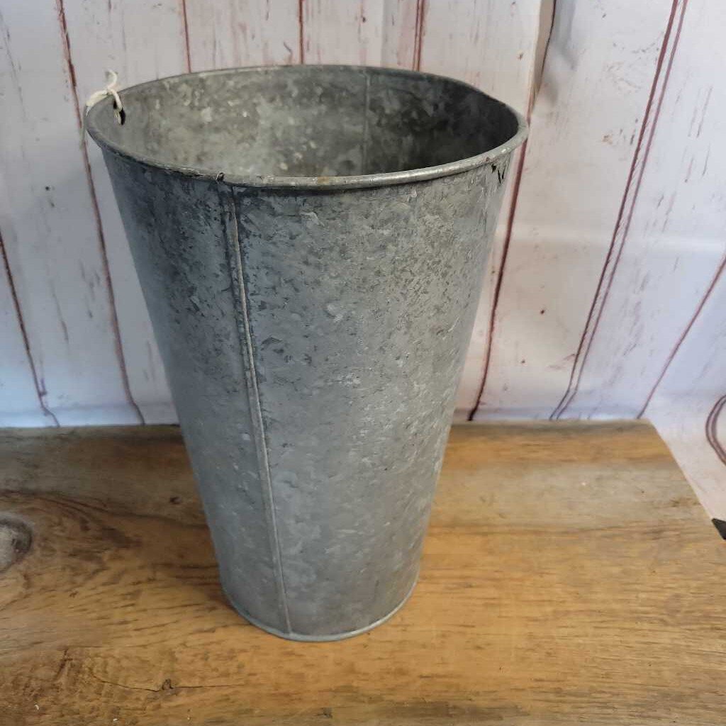 Metal Sap Bucket (TRE)