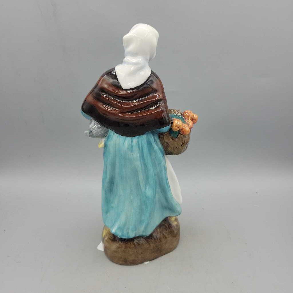 Royal Doulton "Country Lass " HN1991 Figurine (YVO) 408