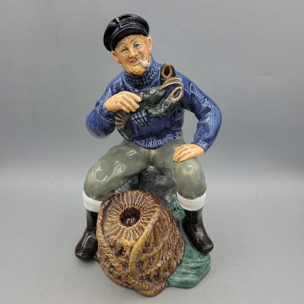 Royal Doulton "The Lobster Man" HN 2317 Figurine (YVO) 408