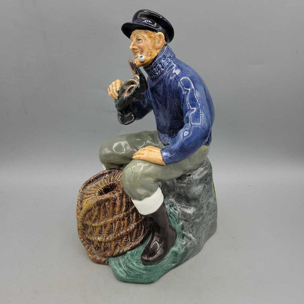 Royal Doulton "The Lobster Man" HN 2317 Figurine (YVO) 408