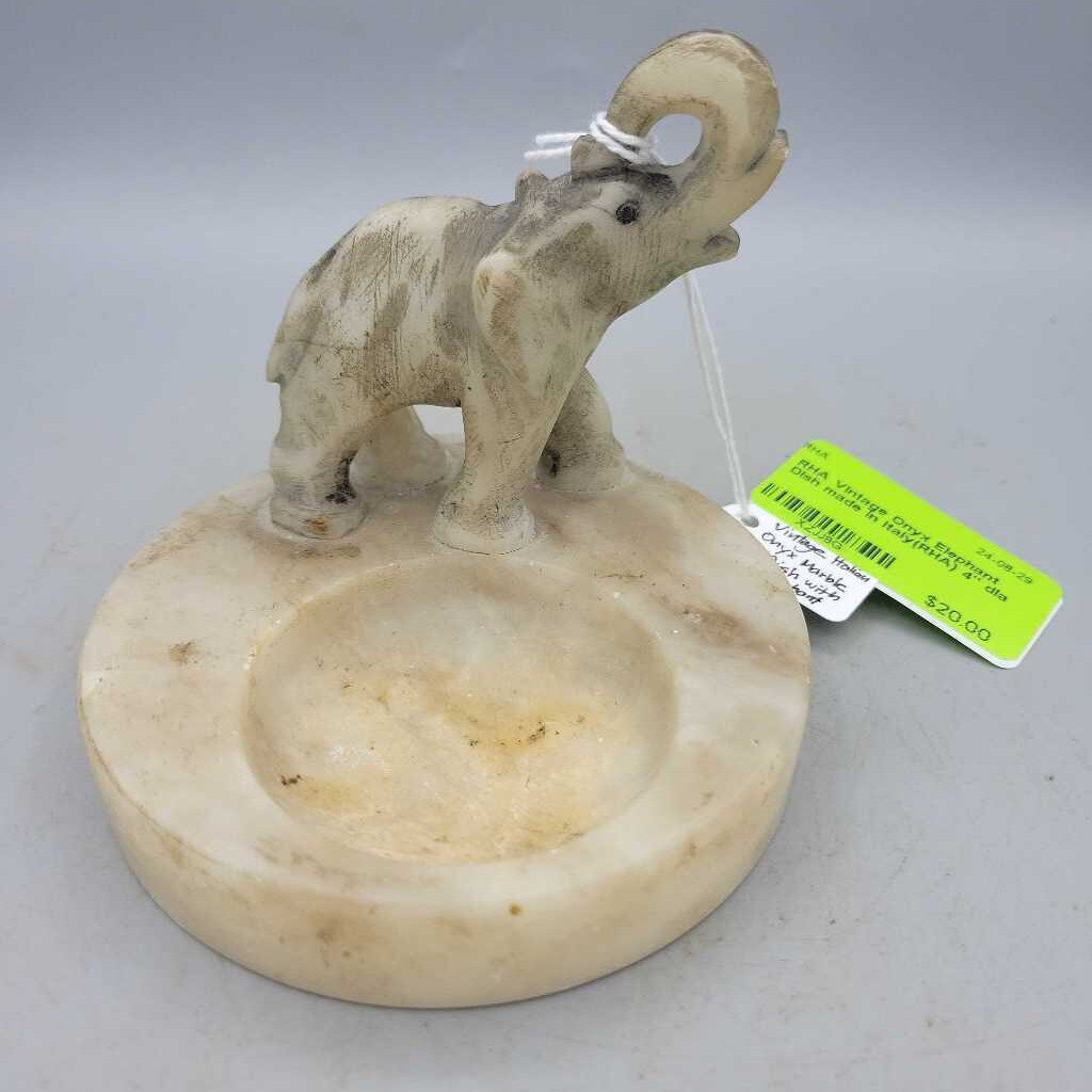 Vintage Onyx Elephant Dish made in Italy(RHA) Vintage Onyx Elephant Dish made in Italy(RHA)