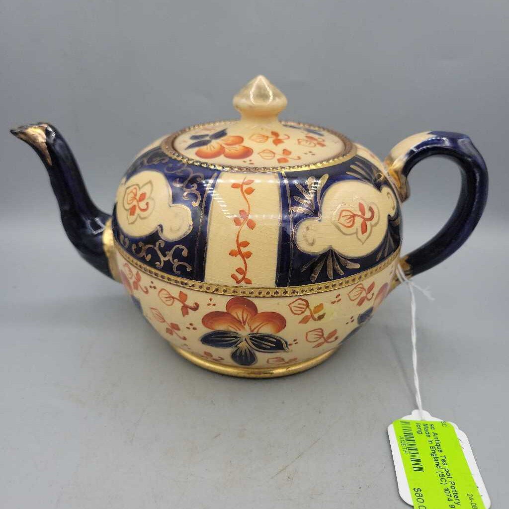 Antique Tea pot Pottery Made in England (SC) 1074