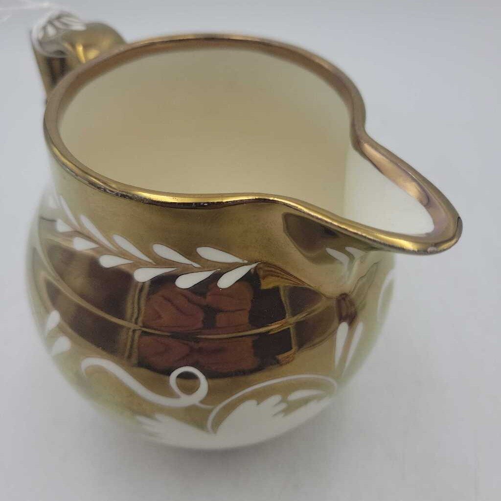 Lusterware Jug with Grape Pattern #718 (MCC)