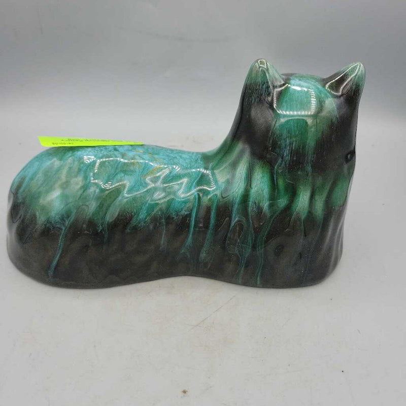 Blue Mountain Pottery Cat (JH49)