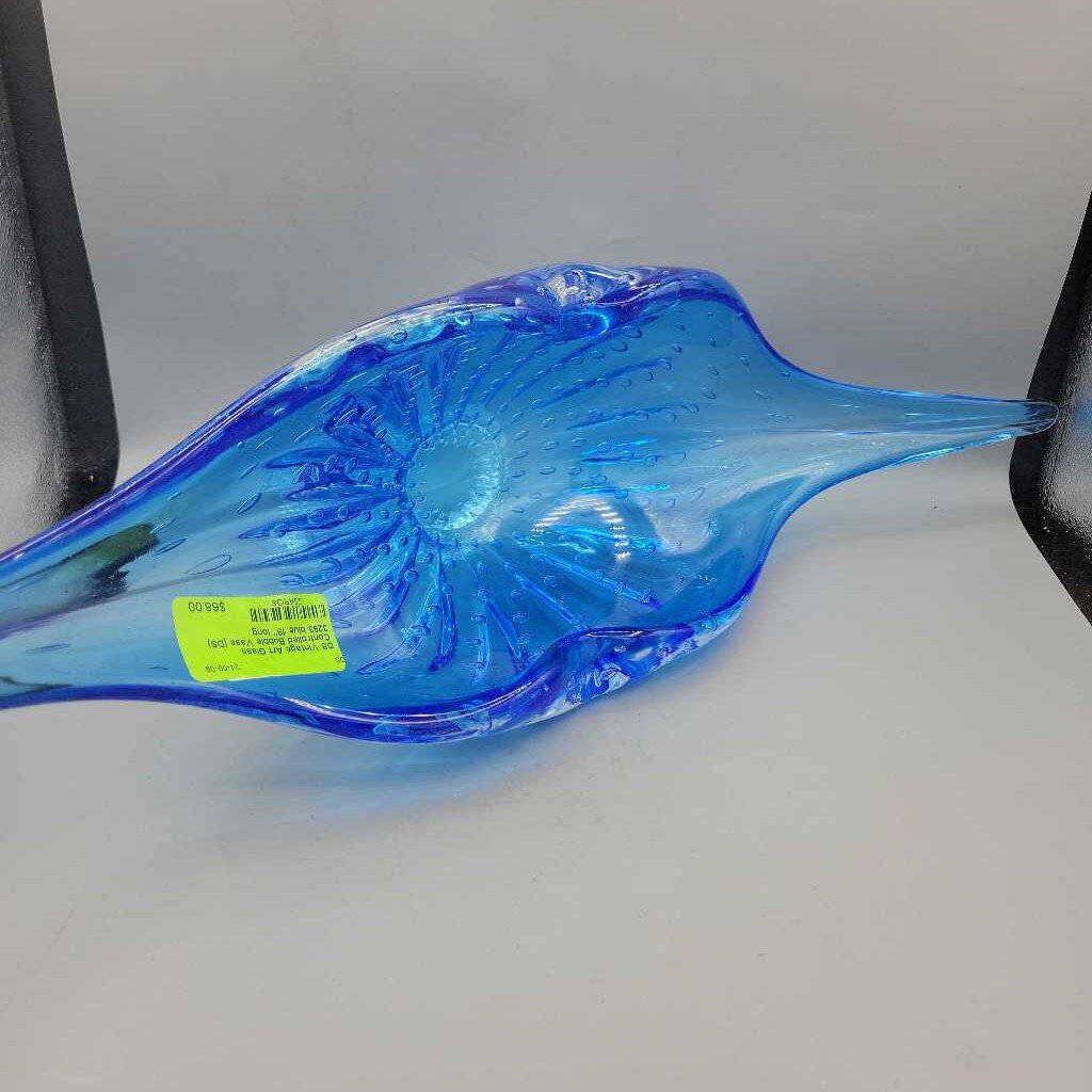 Vintage Art Glass Controlled Bubble Vase (DS) 3293 Vintage Art Glass Controlled Bubble Vase (DS) 3293