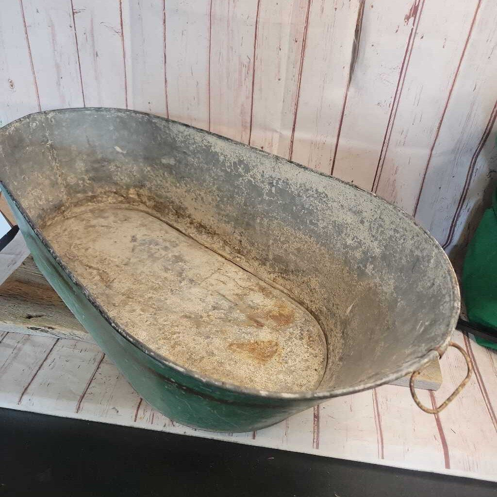 Antique Child's Tin Tub (US2)