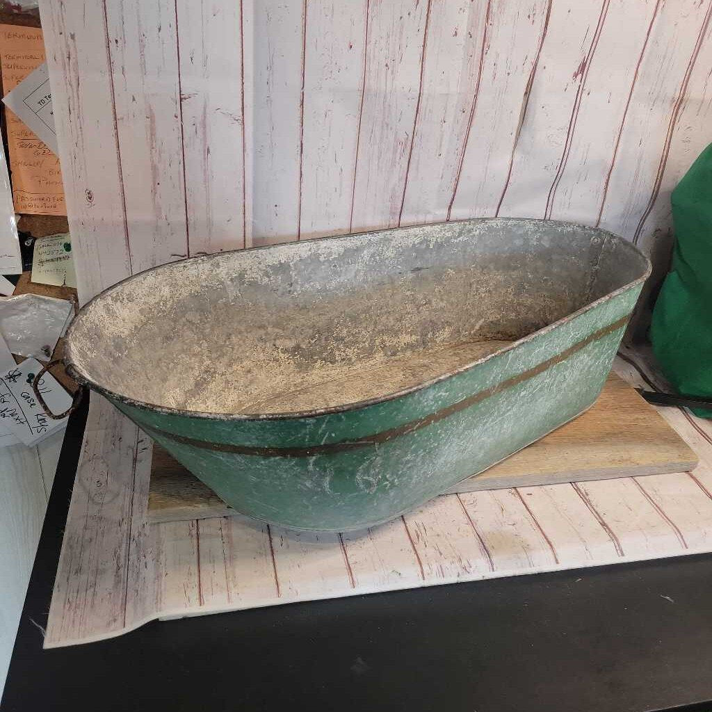 Antique Child's Tin Tub (US2)