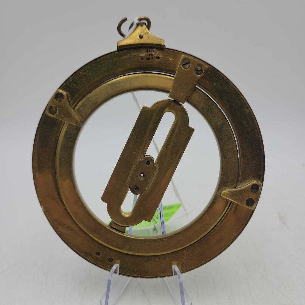 Brass Pocket Sundial (US2)
