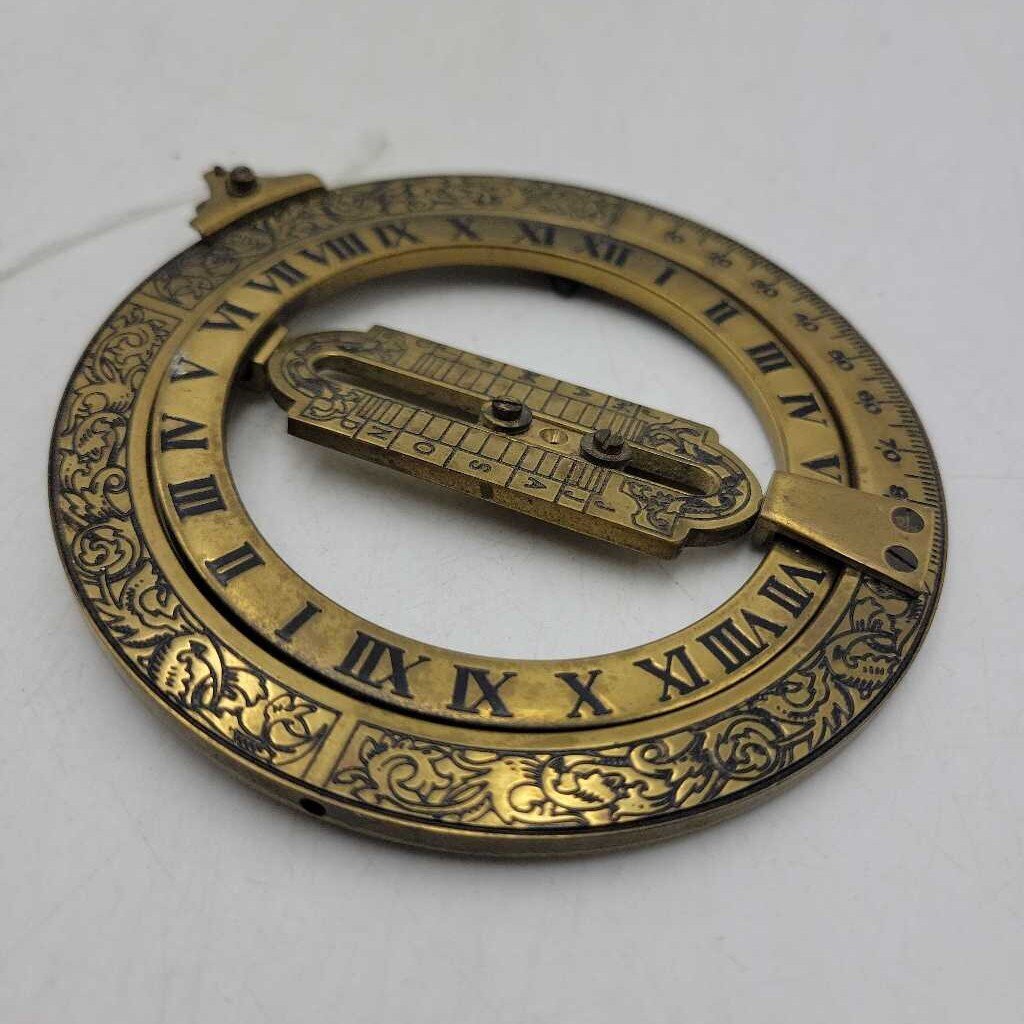 Brass Pocket Sundial (US2)