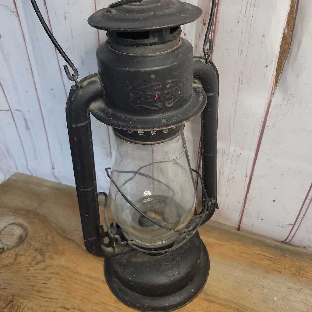 Vintage Beacon Canada Lantern (CM0551) (COL)