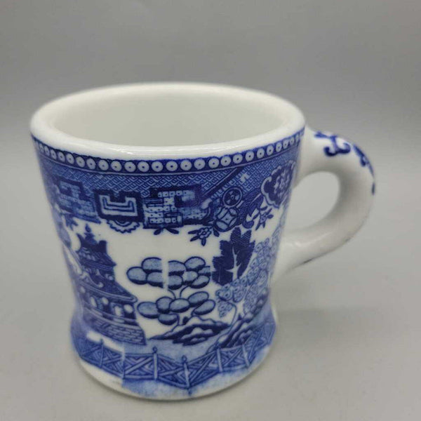 Blue willow mug, Japan