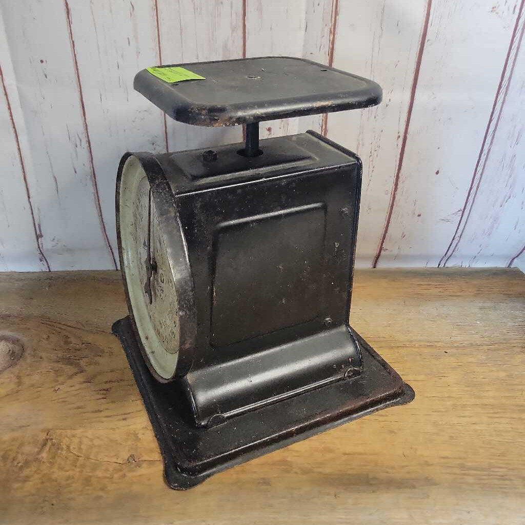 Hanson Nursery Antique Scale (RB)