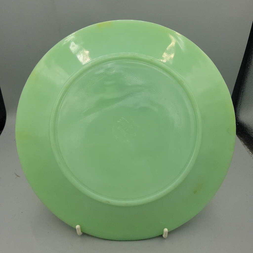 Jadeite dinner plate (DMG) 9780