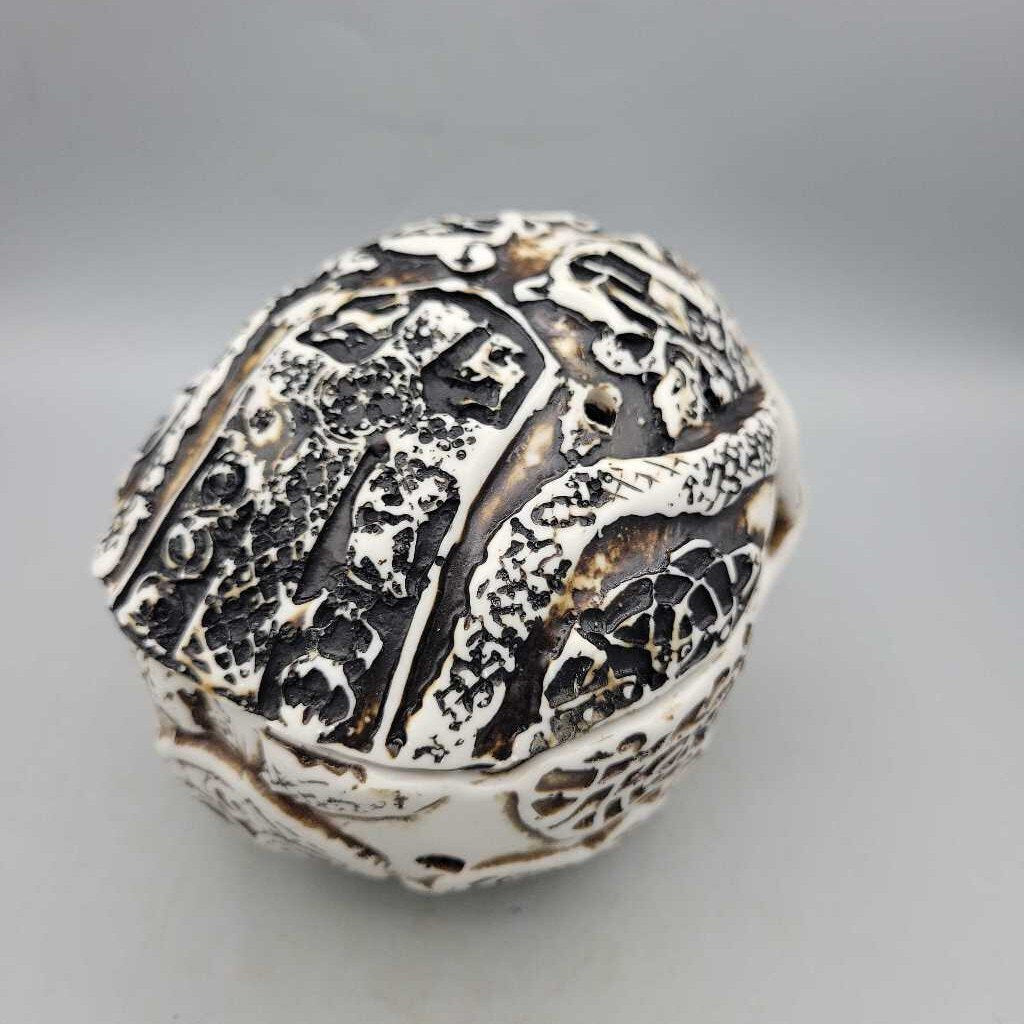 Resin Skull Box (5446) Resin Skull Box (5446)