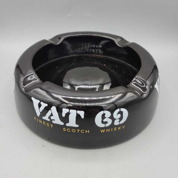 JL VAT 69 Scotch Whisky Ashtray