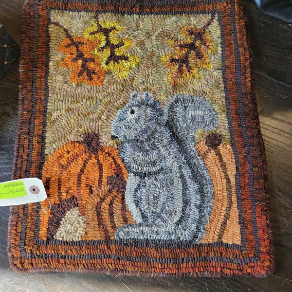 Squirrely Hand made mat (RB)