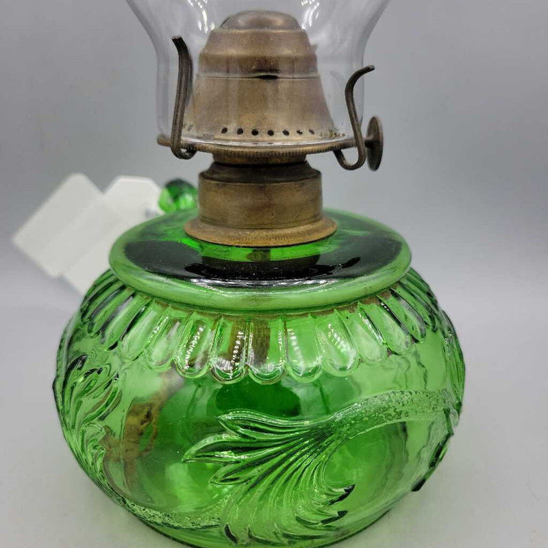 Green Plume Pattern Oil Lantern (JH49)