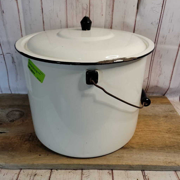 Enamelware pot kettle (JAS)