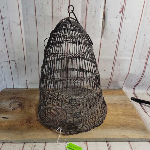 Early Wire Beehive Bird Cage (US2)