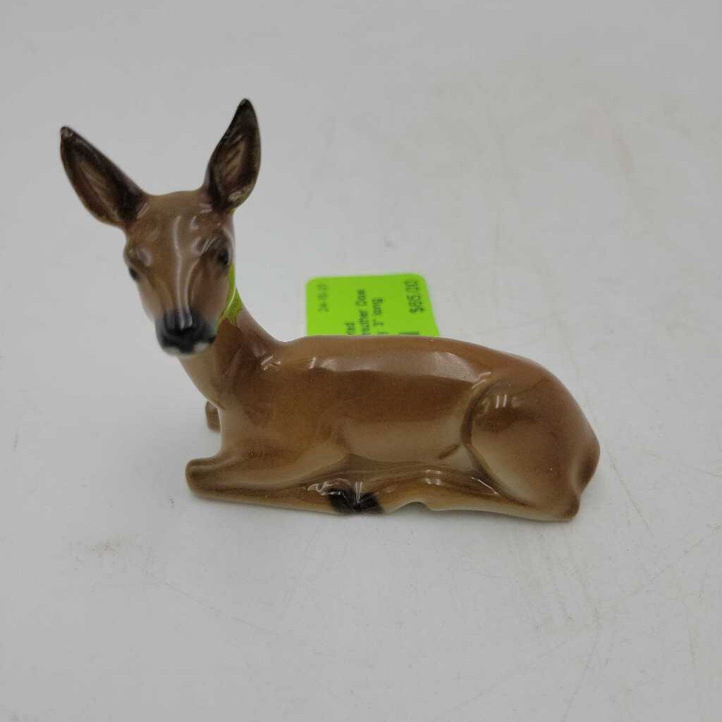 F26- hand painted Lorenzo Hutschenreuther Doe deer (BG)Germany